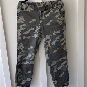 Ankle Cropped Camo Trouser Size 10